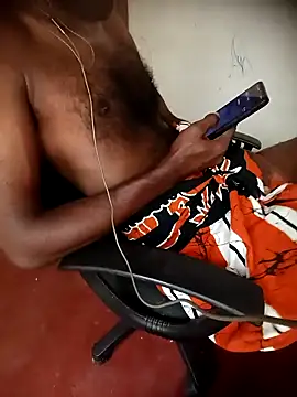 Snapshot of Dhanu9712 chatting on 11-02-25, 03:53 Dhanu9712 online show from 11-02-25, 03:53