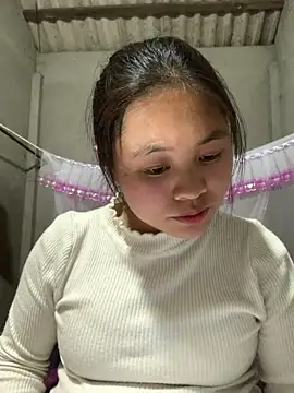 NhuFox online show from 12-20-25, 01:07