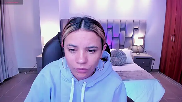 Snapshot of Celestee_rain chatting on 09-14-25, 08:35 Celestee rain online show from 09-14-25, 08:35