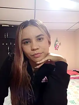 Snapshot of Celestee_rain chatting on 09-28-25, 12:05 Celestee rain online show from 09-28-25, 12:05