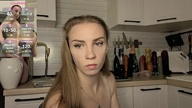 Snapshot of Edena_ chatting on 06-26-26, 06:56 Edena online show from 06-26-26, 06:56