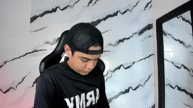 edy play online show from 04-28-26, 03:33