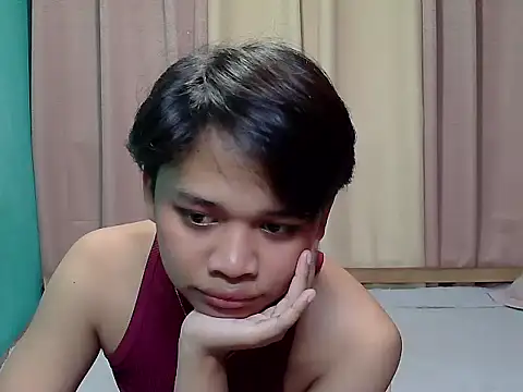 Snapshot of pinaymorena_zeinab chatting on 06-29-26, 11:43 pinaymorena zeinab online show from 06-29-26, 11:43
