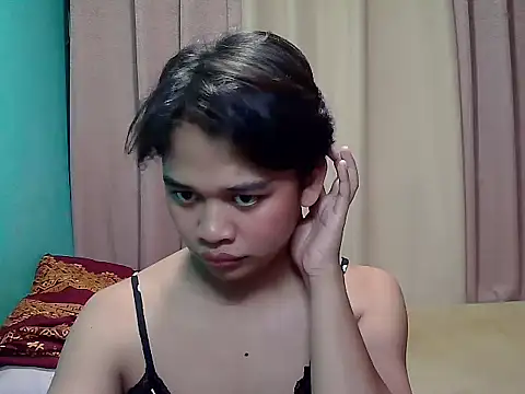 Snapshot of pinaymorena_zeinab chatting on 07-14-26, 07:35 pinaymorena zeinab online show from 07-14-26, 07:35