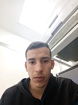 Jose20moro online show from 11-28-25, 02:20