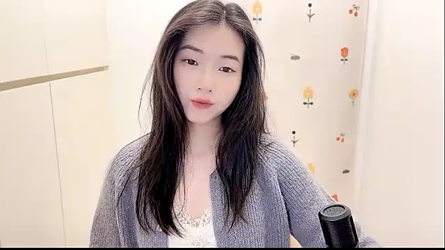 Rosalind xixi online show from 10-15-25, 06:02