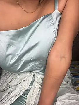 Snapshot of Cute-Samayra chatting on 03-25-26, 10:05 Cute-Samayra online show from 03-25-26, 10:05