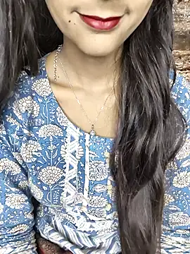 Snapshot of Indian-Aleena chatting on 11-19-25, 02:50 Indian-Aleena online show from 11-19-25, 02:50