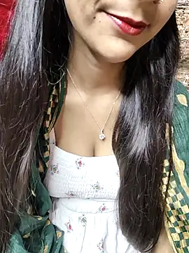 Snapshot of Indian-Aleena chatting on 11-20-25, 07:02 Indian-Aleena online show from 11-20-25, 07:02