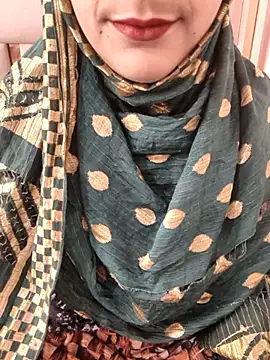 Snapshot of Indian-Aleena chatting on 02-10-26, 05:11 Indian-Aleena online show from 02-10-26, 05:11