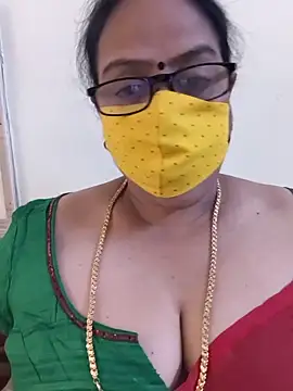Snapshot of heera-rani chatting on 06-03-26, 04:15 heera-rani online show from 06-03-26, 04:15