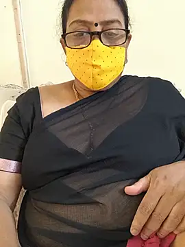 Snapshot of heera-rani chatting on 06-04-26, 03:23 heera-rani online show from 06-04-26, 03:23