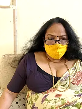 Snapshot of heera-rani chatting on 06-30-26, 06:36 heera-rani online show from 06-30-26, 06:36