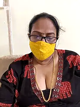 Snapshot of heera-rani chatting on 07-13-26, 11:13 heera-rani online show from 07-13-26, 11:13