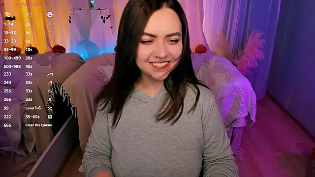 ashton heidii online show from 10-30-25, 10:21