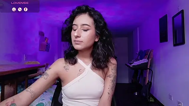 atenea dragon   online show from 11-25-25, 07:58