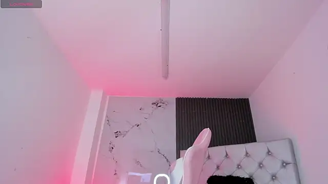 chloesagee online show from 02-04-26, 09:42