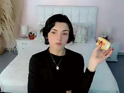 Snapshot of nathalialoes1 chatting on 10-12-25, 07:13 nathalialoes1 online show from 10-12-25, 07:13