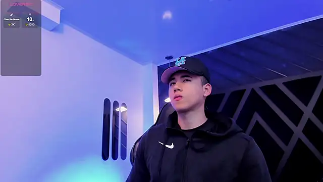 Snapshot of Draven_Marceaux chatting on 02-04-26, 11:16 Draven Marceaux online show from 02-04-26, 11:16