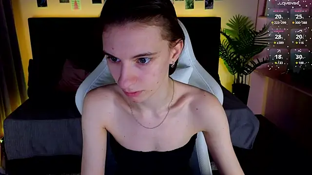 kaleriyaa  online show from 11-23-25, 01:27