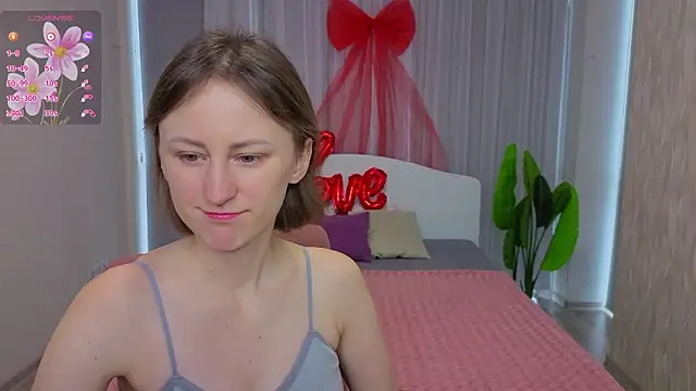 LuluChiiii online show from 02-13-26, 09:05