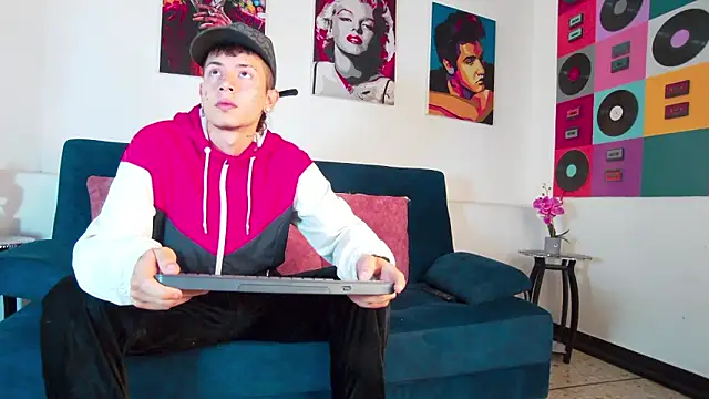 Ryan Miller online show from 09-13-25, 12:49