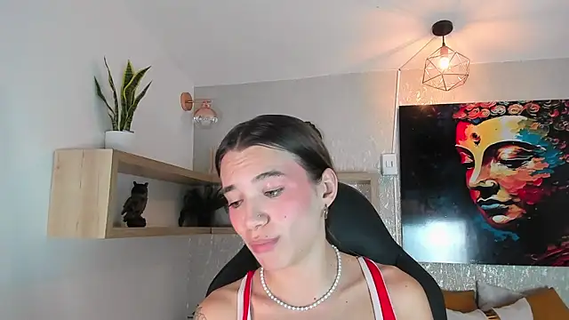 aitana baker  online show from 08-04-26, 02:04