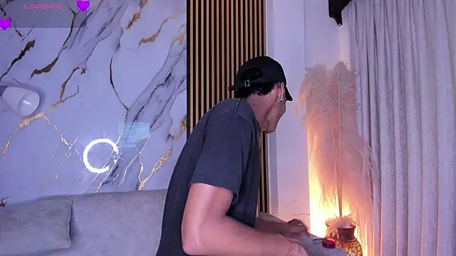 JulienSaint online show from 03-08-26, 12:31