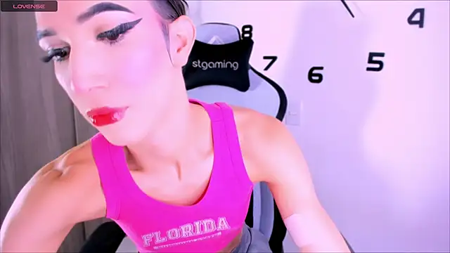 fhalon foxxxys  online show from 09-26-25, 01:26