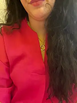 Snapshot of Bold-arabic-vibes chatting on 06-21-26, 12:13 Bold-arabic-vibes online show from 06-21-26, 12:13