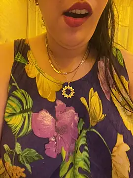 Snapshot of Bold-arabic-vibes chatting on 07-17-26, 04:12 Bold-arabic-vibes online show from 07-17-26, 04:12