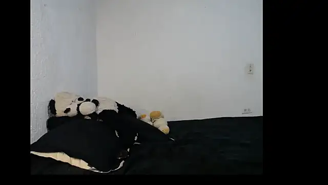 Snapshot of Ruby_zs chatting on 09-20-25, 02:12 Ruby zs online show from 09-20-25, 02:12