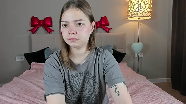 patriciapink online show from 03-10-26, 05:12