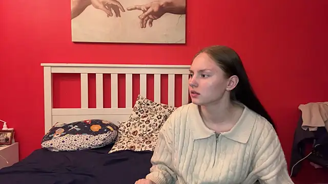 Snapshot of flowerscouple chatting on 09-25-25, 10:46 flowerscouple online show from 09-25-25, 10:46