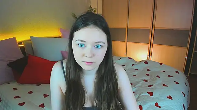 AlluringLookk online show from 03-28-26, 04:45