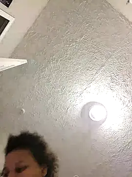 chocolate bella online show from 04-09-26, 03:28