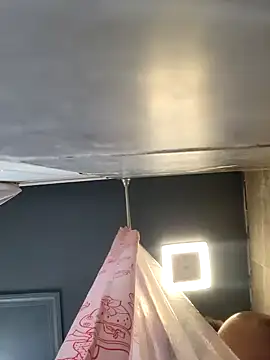 chocolate bella online show from 04-13-26, 10:48