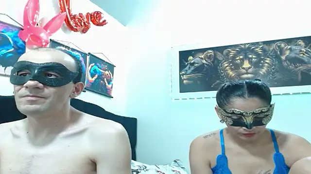 Snapshot of coplehot27 chatting on 06-10-26, 10:08 coplehot27 online show from 06-10-26, 10:08