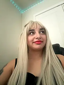 CharmingMaddie online show from 10-28-25, 03:25