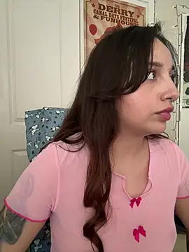 CharmingMaddie online show from 04-16-26, 10:01