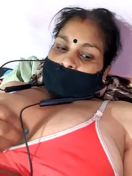 Love-pari077 online show from 11-20-25, 03:01