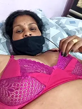 Love-pari077 online show from 03-03-26, 03:40