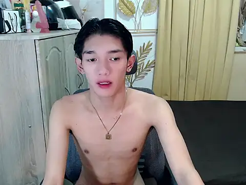 Snapshot of fuckerfriendsxx chatting on 07-10-26, 01:03 fuckerfriendsxx online show from 07-10-26, 01:03