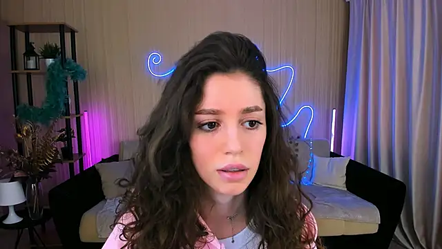 ChristinaConteeree online show from 09-25-25, 01:37