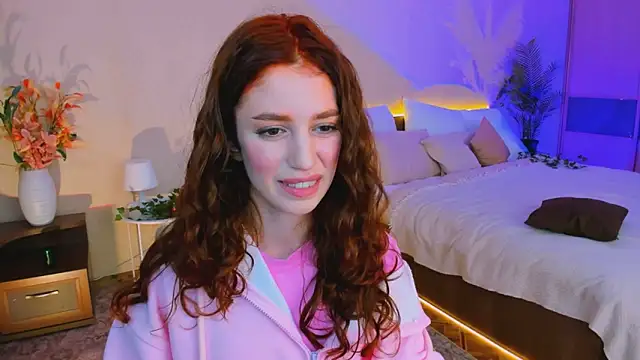 ChristinaConteeree online show from 10-10-25, 08:19