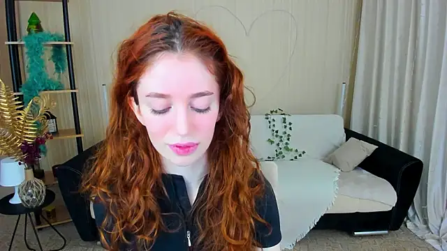 ChristinaConteeree online show from 02-07-26, 04:22