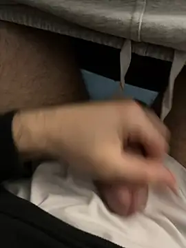 Frankieyyy1 online show from 02-12-26, 01:33