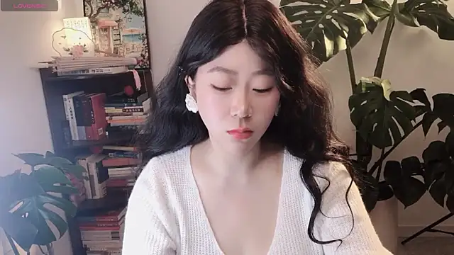 Emmaq996 online show from 02-11-26, 01:43