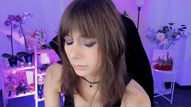 CrystallBloom online show from 12-16-25, 04:12