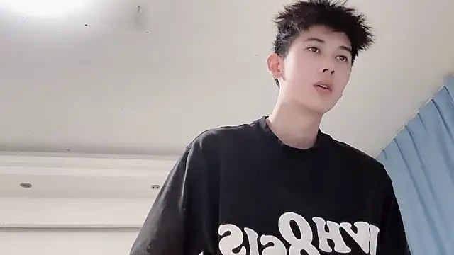 xiaojie2563 online show from 10-22-25, 12:38